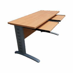 Escritorio con porta teclado