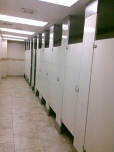 Mamparas Sanitarias para Baños